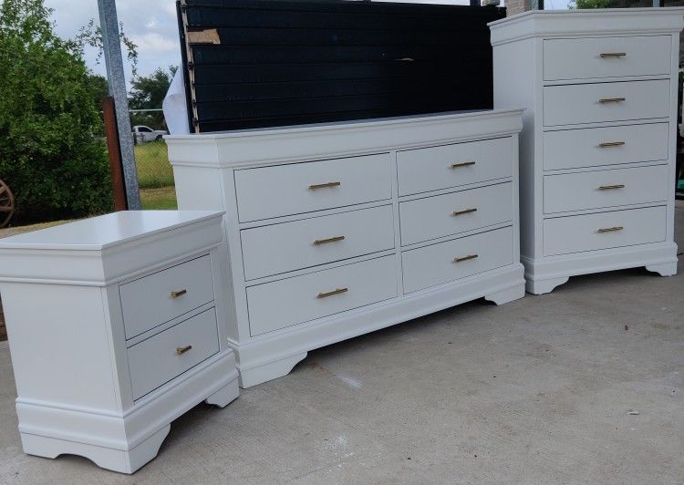 Dresser Set