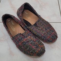 Tom's Womens Slip-on Shoes 