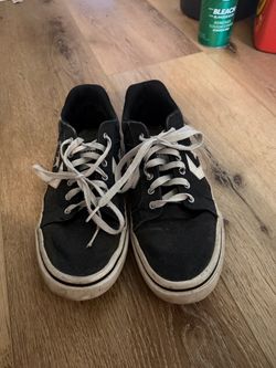 Black 8.5 Size Converse Shoes (Mens)