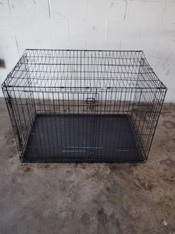 Big animal cage folds perfectly