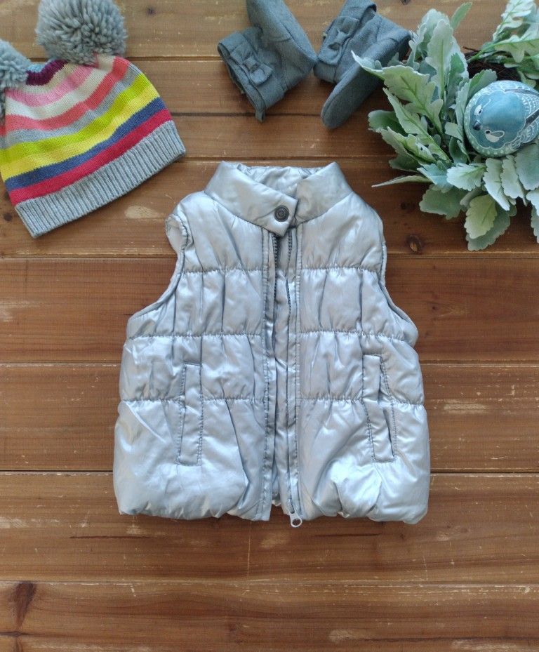 2T SILVER FRONT-ZIP PUFFER VEST
