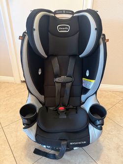 Revolve 360 slim car seat