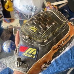 Baseball Glove Mizuno Size 12