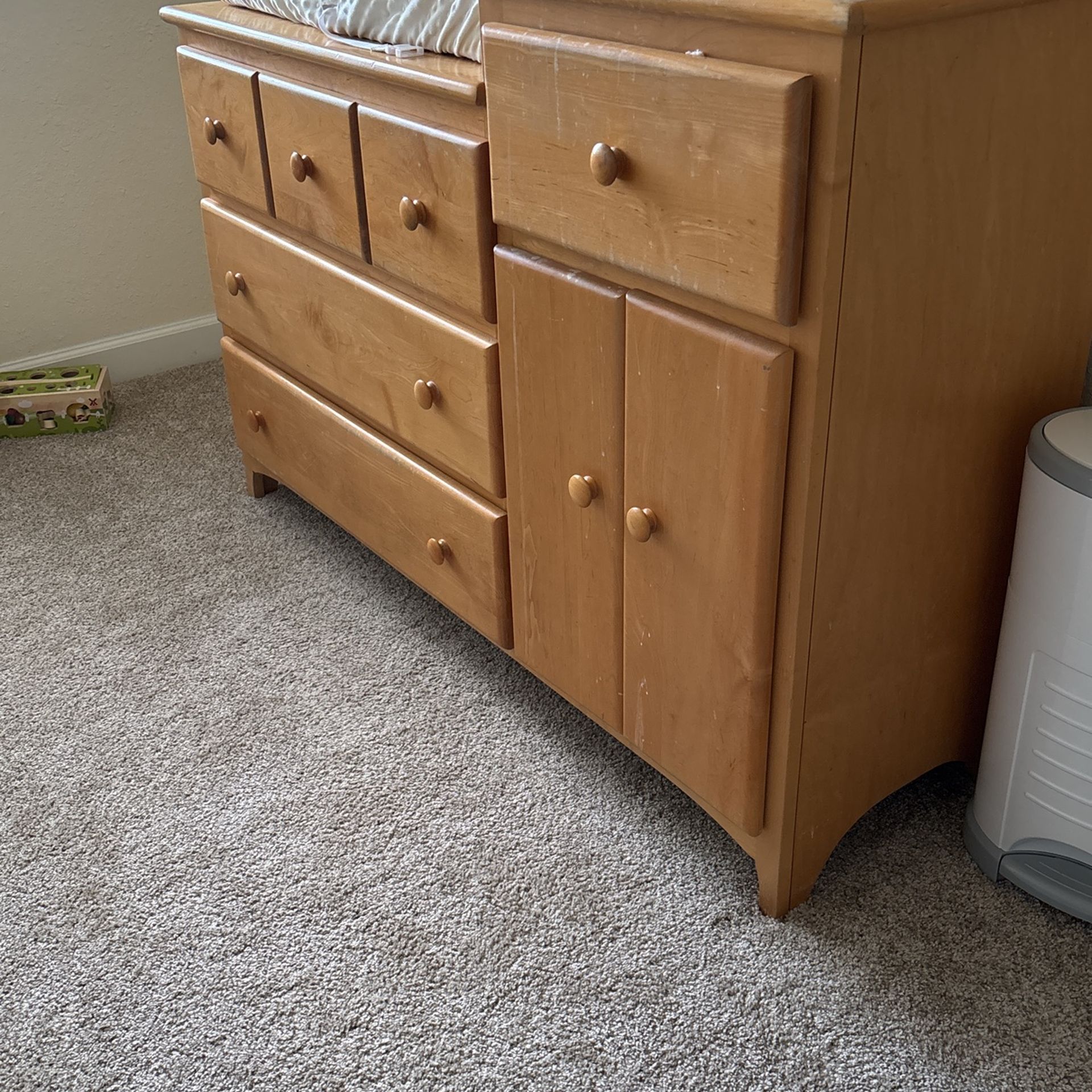 Baby Dresser / Changing Table 