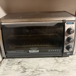 Black & Decker Convection Toaster Oven - Works Great!