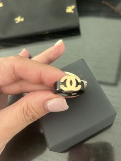 Fashion C Letter Beauty Sample 