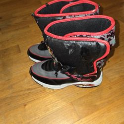 Kids Snow Boots Sz 4