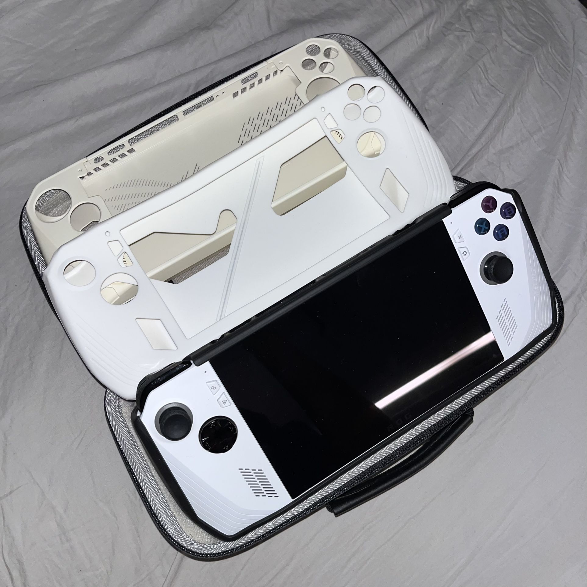 Rog Ally Z1 Extreme Handheld Gaming PC