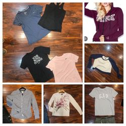 Womens M/L Name Brand  Top BUNDLE