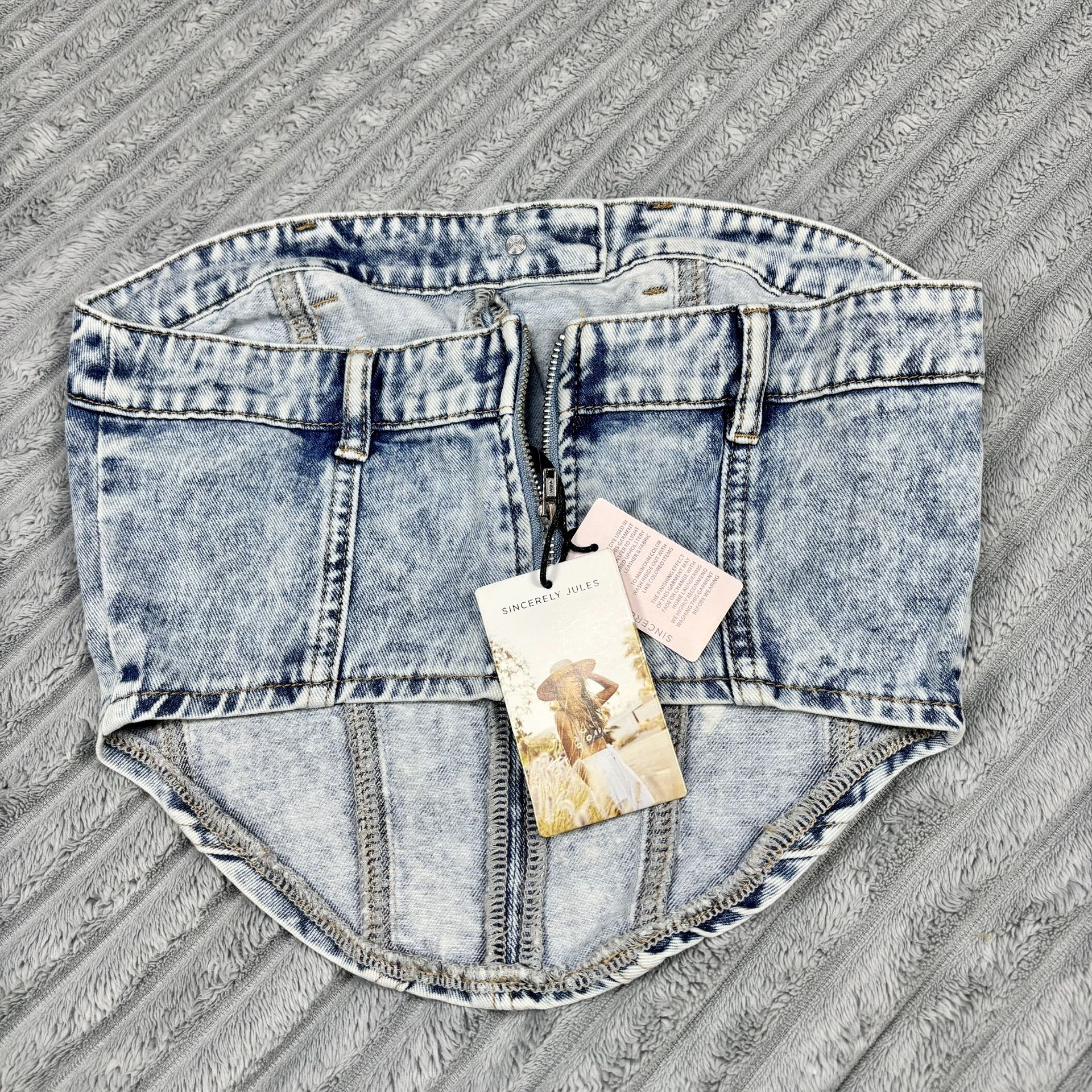 Sincerely Jules denim woman’s size 5 crop top NEW WITH TAGS