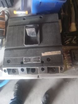 Circuit breaker