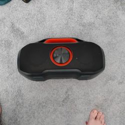 Bluetooth Speaker - Water resistant 