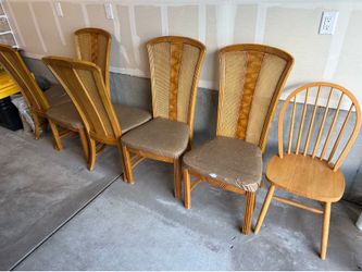 6 Wooden Dining Chairs – Good Condition($60)
