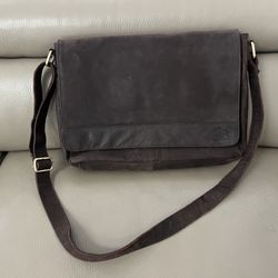  Leather Messenger Bag for  Laptop, Water-Resistant, Adjustable Shoulder Strap - Perfect for College, Office, and Travel