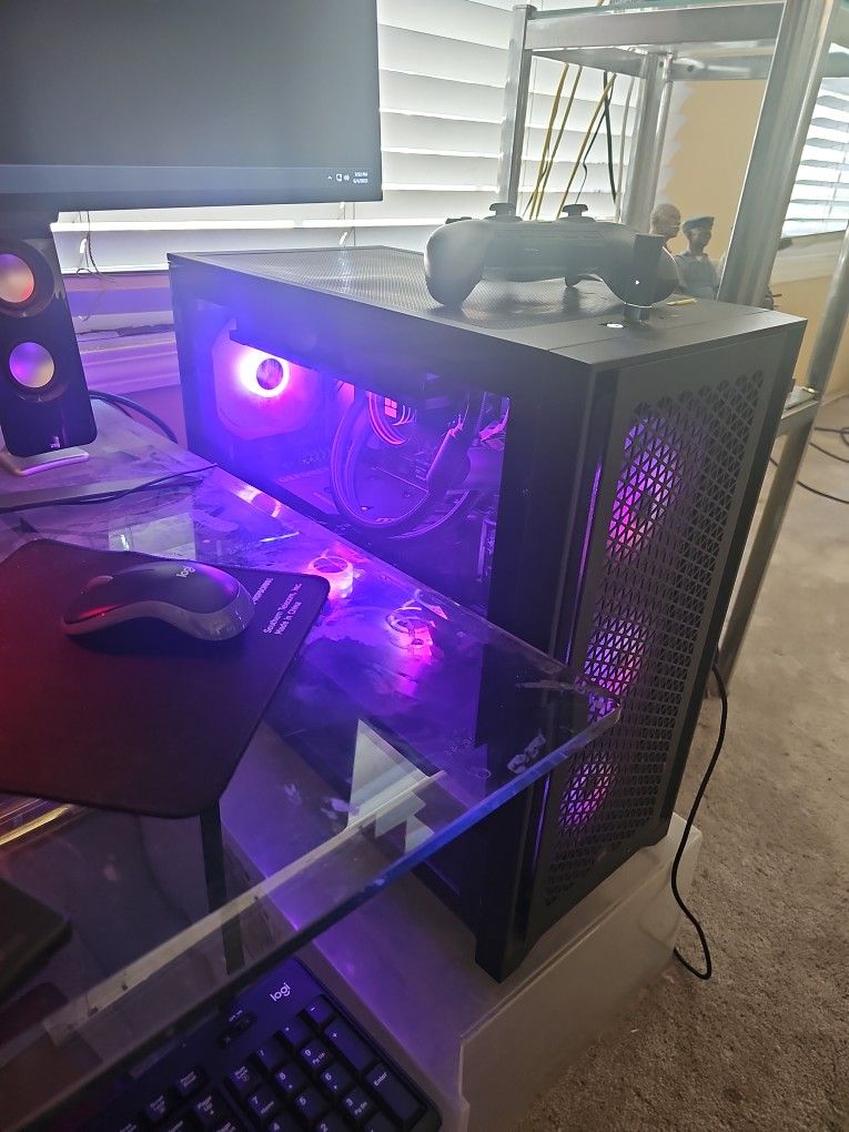Gaming PC/ 45" LG LED Curved Monitor