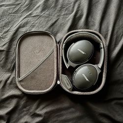 Bose QC35 Bluetooth Headphones with Active Noise Cancellation