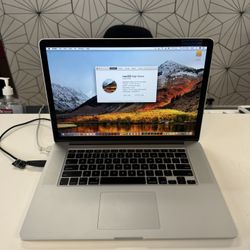 MacBook Pro 15inch i7-8gb ram -512ssd with Final Cut & Logic & Adobe