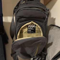 Viktos Upscale 2 CCW bag
