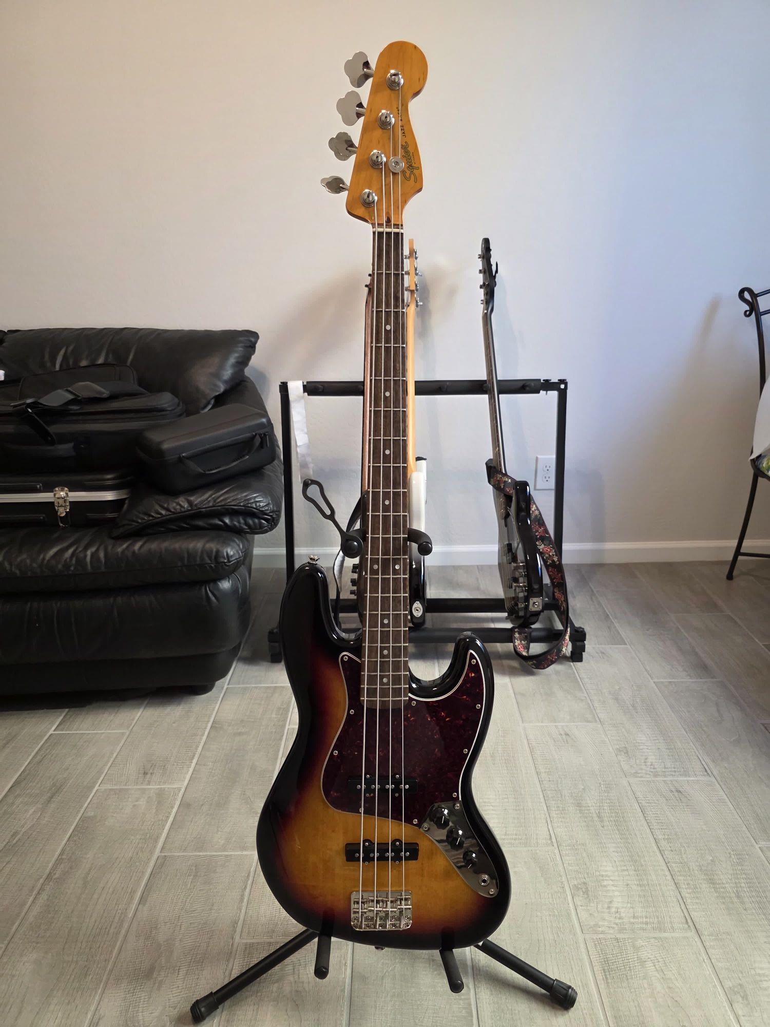 Squier Classic 60’s Jazz Bass By Fender