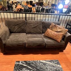 Brown 3-seat couch for local pickup