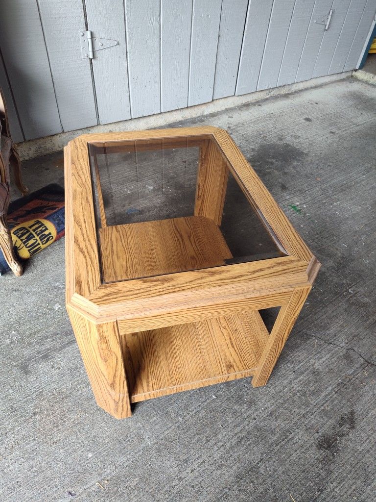 End table