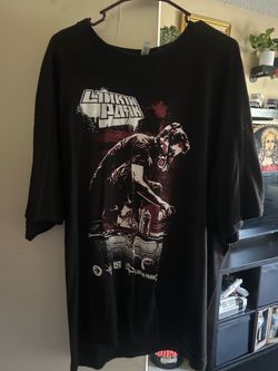 Vintage tee linkin park?