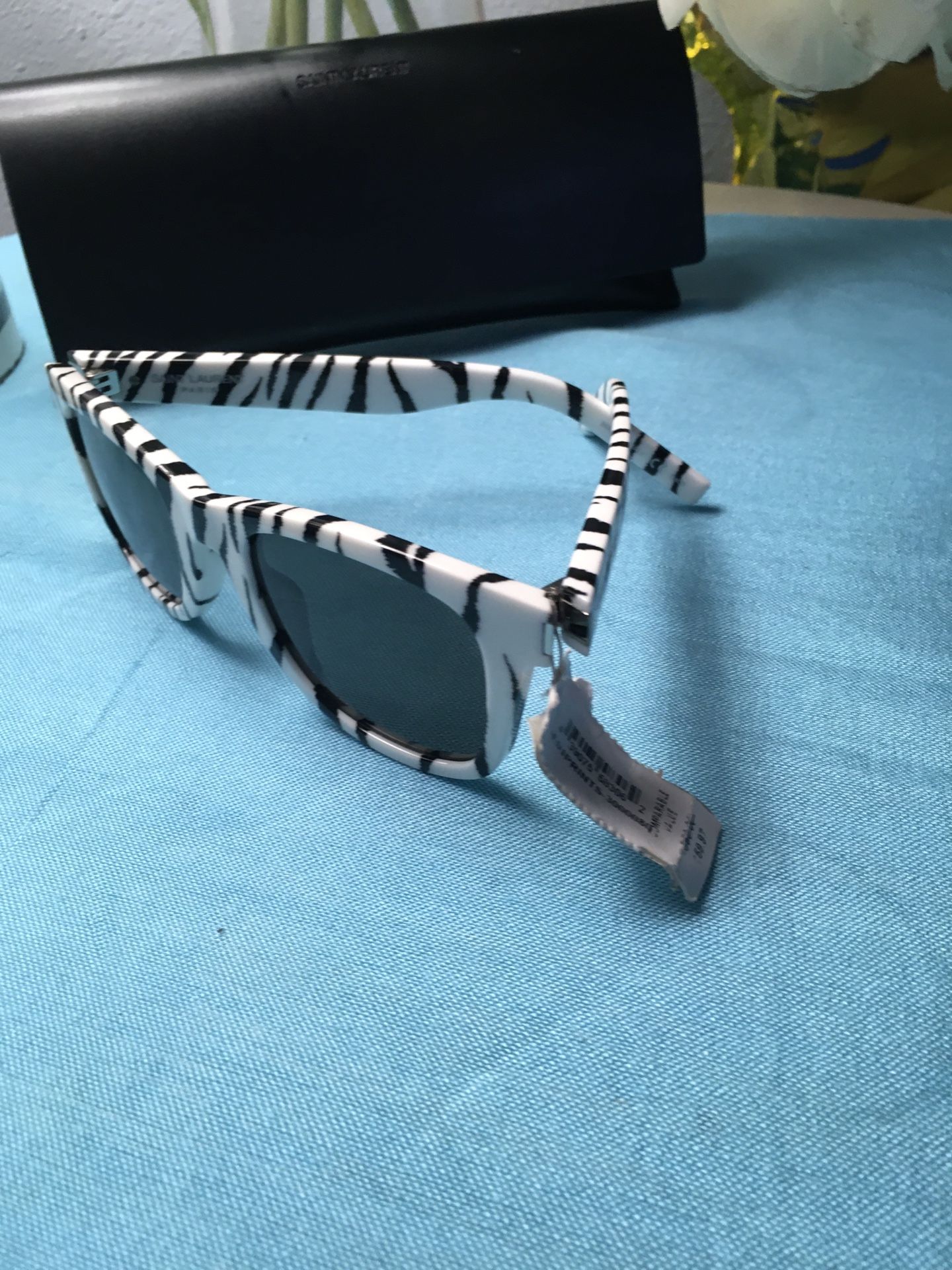 Black And White Sunglasses Saint Laurent Paris