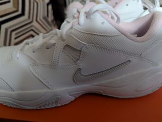 Brand new size 11 women Nike shoes