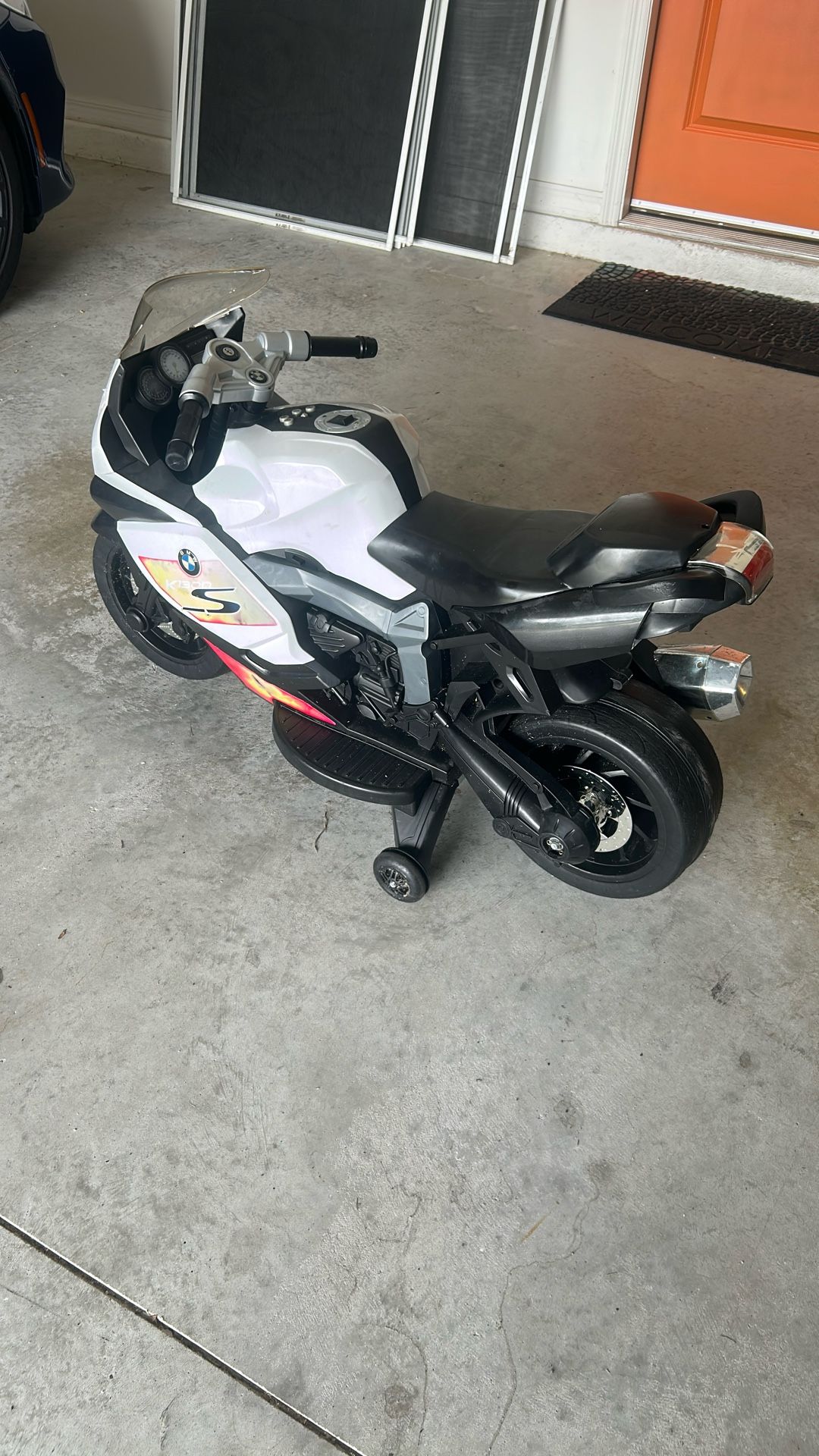 Kids MOTORCYCLE BMW (Toy)