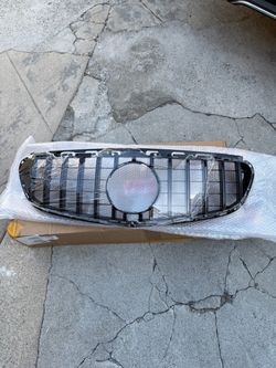 Mercedes benz e350 grille