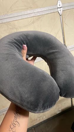 Neck pillow