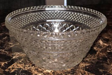 Glass Fruit Serving Bowl 9 1/2" Round x 5" Deep NEW