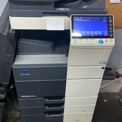KONICA MINOLTA BIZHUB 454E USED LIKE NEW 