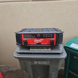 Milwaukee M18 Packout Bluetooth And Radio 