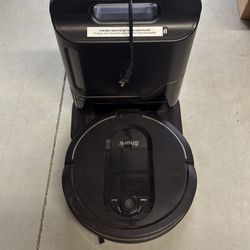 Shark robot vacuum