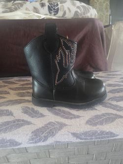 Toddler boots