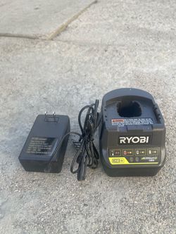 RYOBI 18V CHARGER