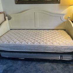 Twin Trundle Bed