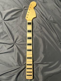 Guitar neck