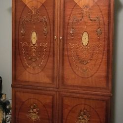 This is a vintage Drexel Heritage armoire