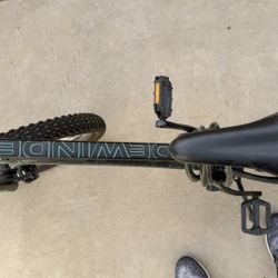 Schwinn 26” Sidewinder Mountain Bike - 21 Speed