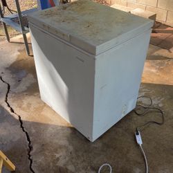 Top-Loader freezer