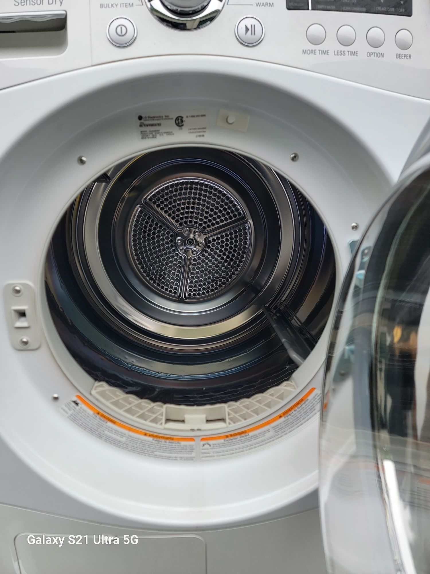 Electric 24 washer and dryer set