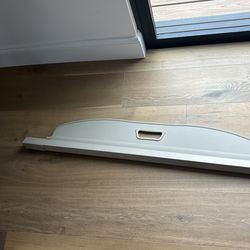 Jeep Grand Cherokee Retractable Trunk Cover