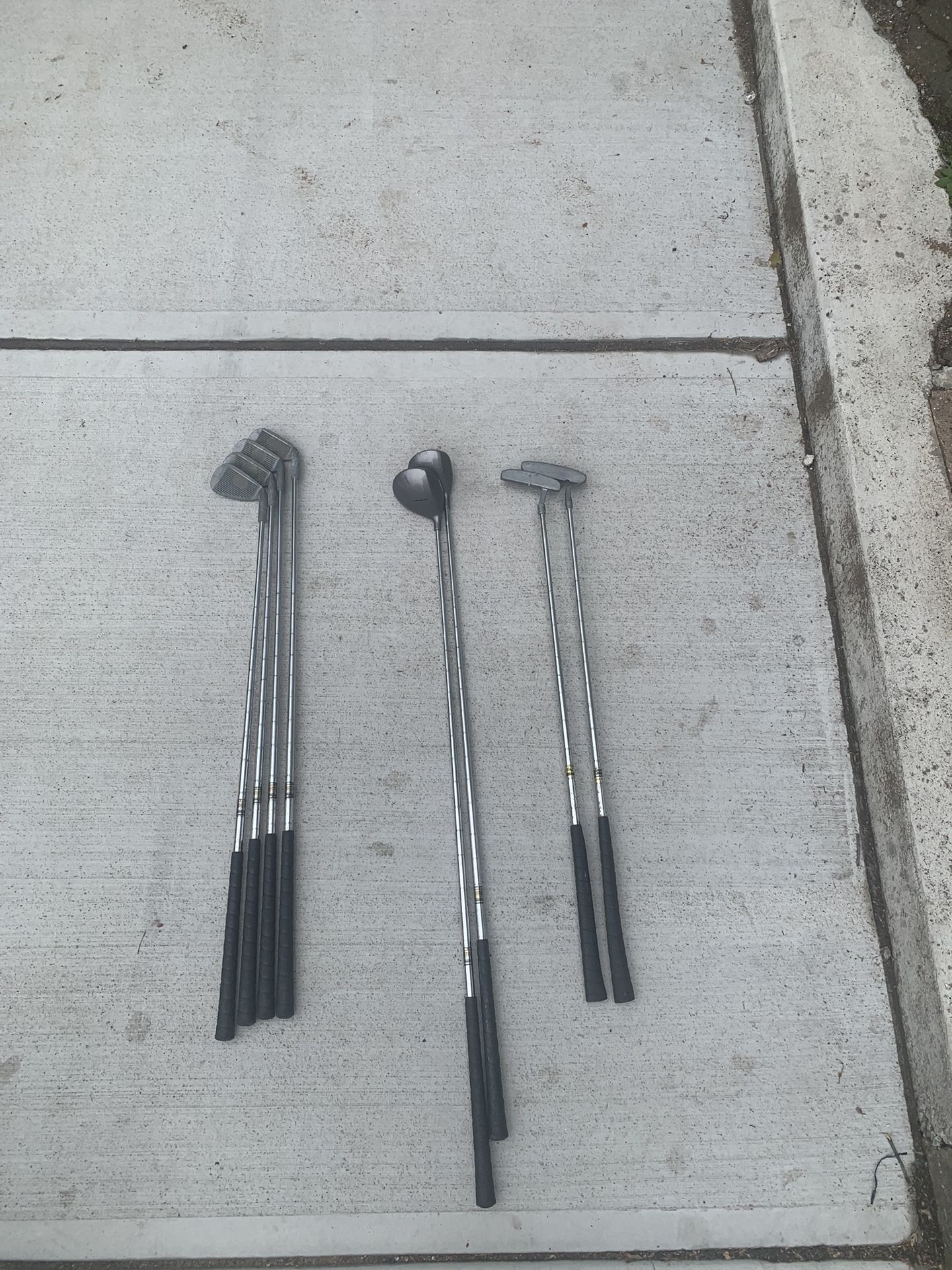 Complete Golf Set - Dunlop Clubs + Bag + Balls