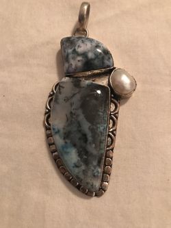 Beautiful authentic stone pendant in Sterling silver