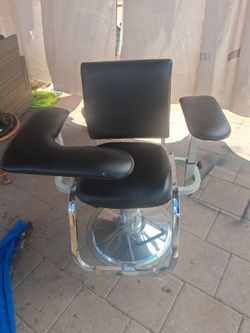 Manicure, customer chair.
