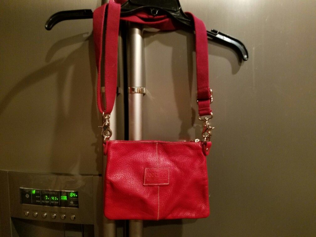 Roots 73 genuine leather purse