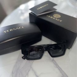 VERSACE Sunglasses
