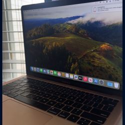 MacBook Air 13.3 INCH  2019